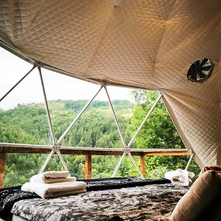 Apuseni Glamping Retreat Luxussátor Bucsony