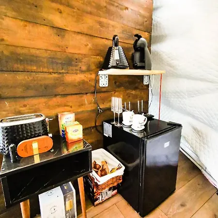 Apuseni Glamping Retreat Luxussátor Bucsony