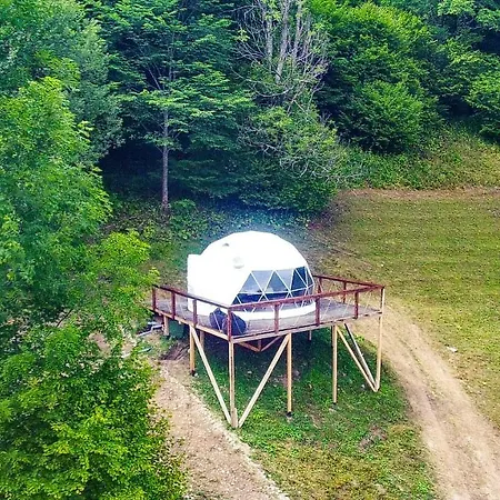 Lyxtält Apuseni Glamping Retreat